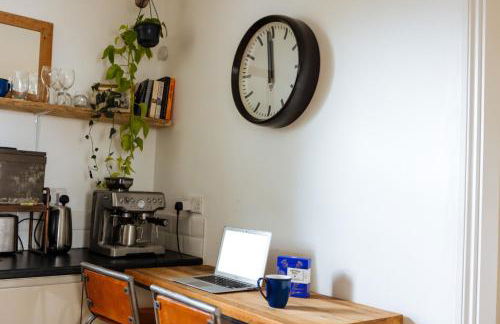 Unique private apartment w/ Easy access to Central London - Foto 5