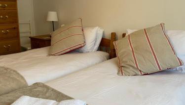 Trafalgar, lovely ground floor flat with outside patio garden, minutes walk to seafront - Foto 5