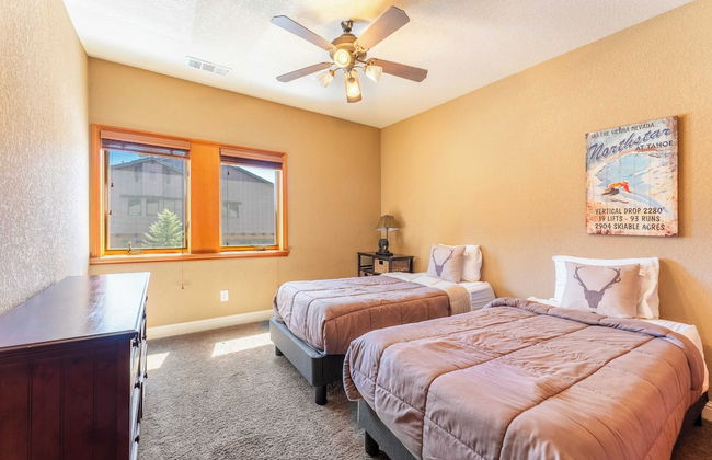 Luxe All-season Retreat by Avantstay Prime Location, Near Skiing - Foto 44