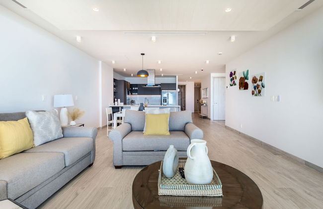 Oceanfront Vibes Iconic Beachside Getaway - Foto 6