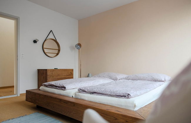 Luxury Apartment With Terrace and Garden Free Parking Smart TV etc - Foto 5