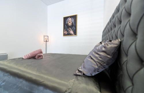 LOFT LA MINE D'OR - Parking gratuit et privé - Wifi - Tout équipé - Machine à laver - Foto 9