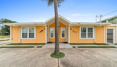 Spacious Dog-Friendly Unit with Game Room & Private Yard, Walk to East PCB Beach - Foto 5