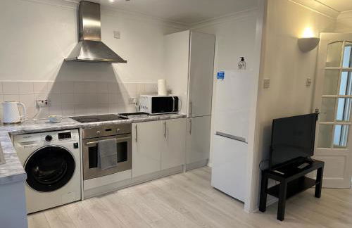 Stylish 1 Bedroom close to Tooting Bec Station - Photo 5