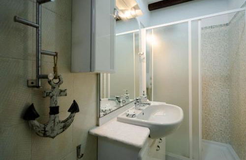 Tellaro, Casa del Poeta - Photo 23