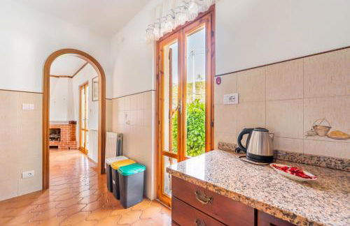 GuestHost - Yunger House with Garden and Balcony x5 - Foto 14