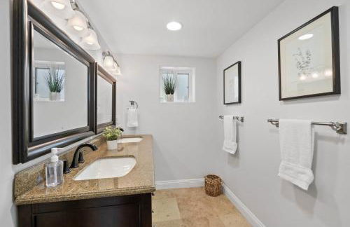 Executive Retreat - Renovated - Spacious - Views - Foto 26