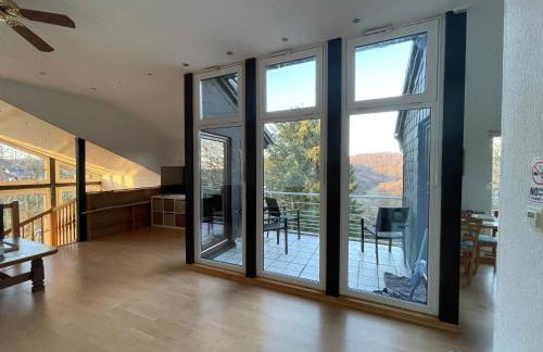 Elegant retreat with mountain panorama and tranquility - Foto 16