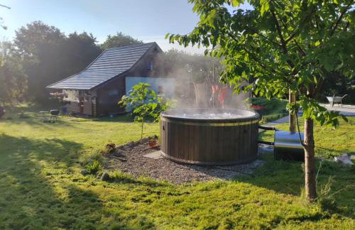 Domek SADKOWO - wśród jabłoni , balia ogrodowa dodatkowo płatna - Photo 1