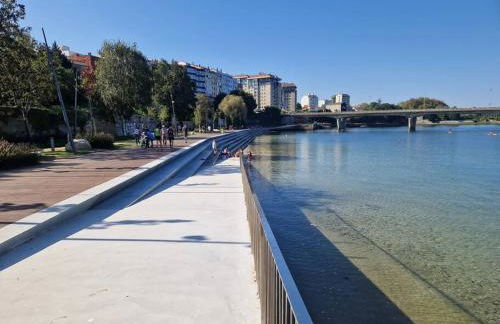 Bouzas. Garaje con cargador V.E. - Foto 6