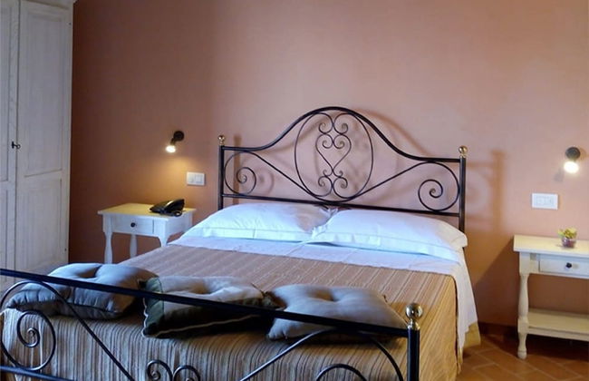 Apartment in Umbria With Infinity Pool Views - Photo 9