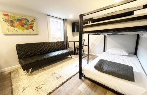 Hill City Haven Downtown Main Street - Foto 42