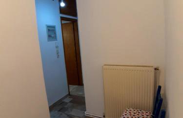 Glyfada's Family Apartment - Photo 30