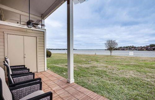 Gorgeous Lakefront Townhome with Pool Access and Views - Photo 2