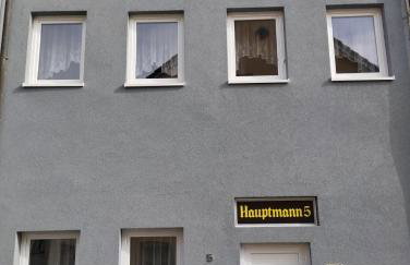 Hauptmann5 - Foto 1