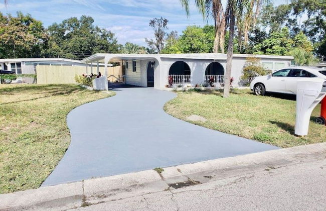 New Fresh House in Seminole Close to Beach - Foto 9