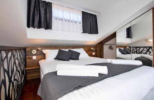 Capesanta atraktivna kamena kučica - Foto 18