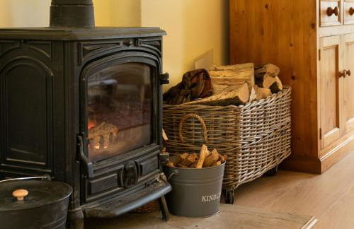 Woodcutter's Cottage - Peaceful Country Retreat! - Foto 4