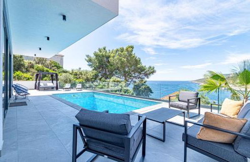 Cozy Home In Zavalatica - Foto 1