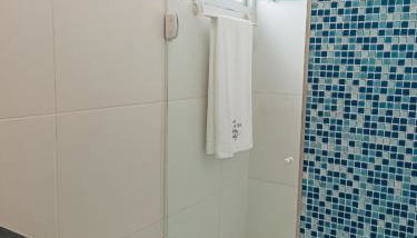 Miau de Pipa - Foto 4, Shower