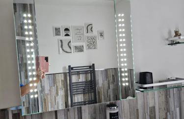 The Retreat - Photo 13