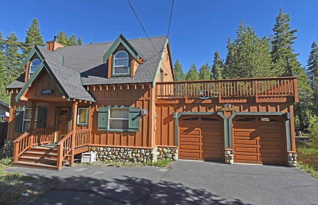 Mckinney Estate w/ Roof Deck Beach & Hike! - Foto 1