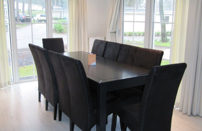 Tidy Furnished Chalet With a Dishwasher - Foto 23