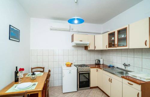 By the sea - Foto 21