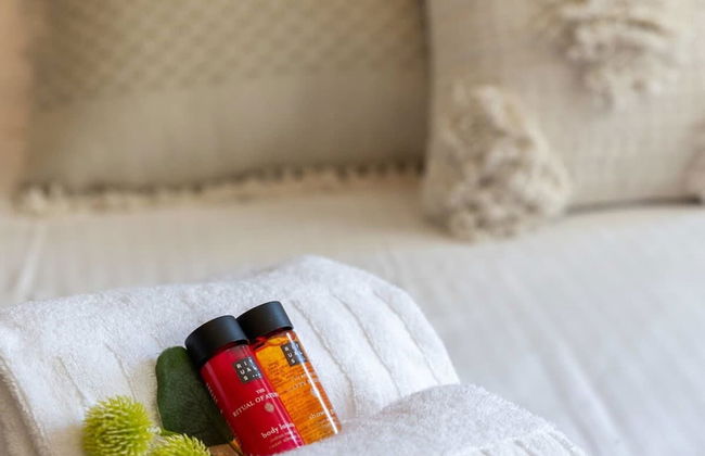 Modern Apartment at the Beach With Parking - Foto 25