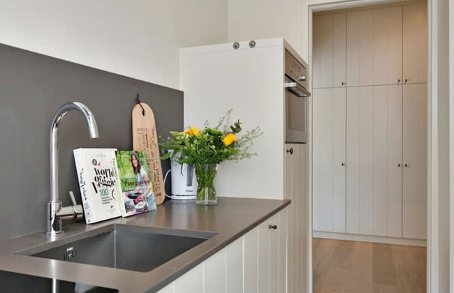 Sunny and Stylish Studio at the Zeedijk of Knokke - Foto 13