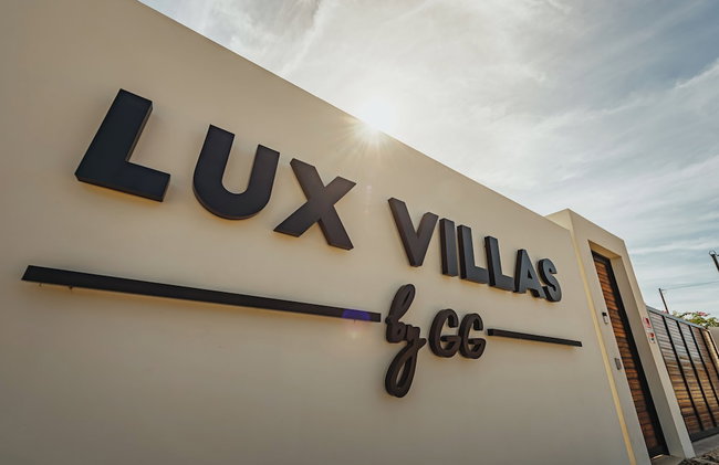 LUX Villas by Bocobay - Photo 24
