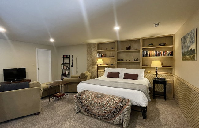 Couples Retreat With Hot Tub, Sauna and Steam Room - Foto 5