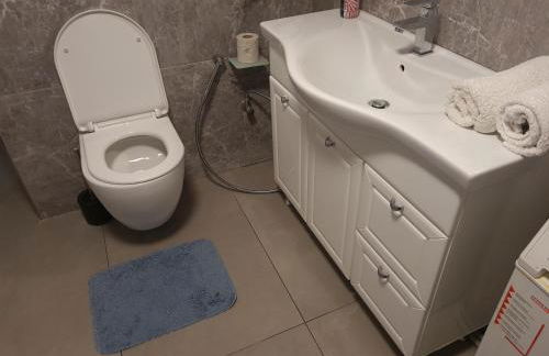 Sehr grosse 5 Zimmer Wohnung mit Garten und terasse - Foto 28