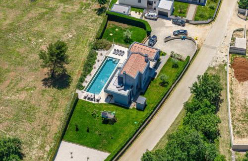 Villa Infinity near Pula for 8 persons with 68 m2 private pool, sauna & kids playground - Foto 19