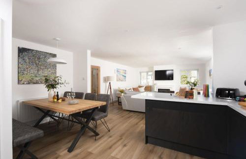 Tre Lowen, Goonhavern, Perranporth - Free Parking - Free Wifi - Games Room - Foto 7