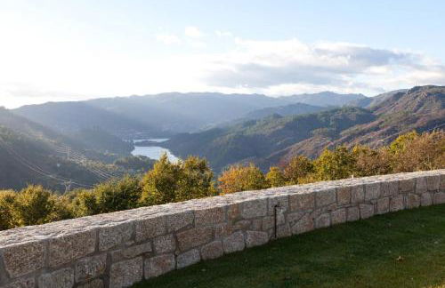 Elegant Villa Near Vieira do Minho with Pool - Foto 20