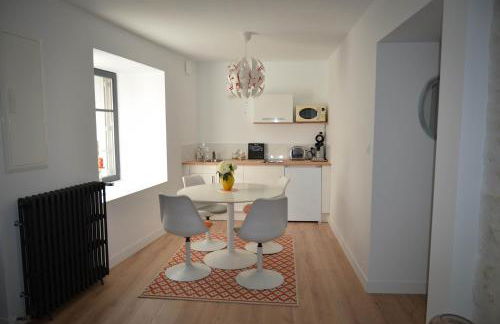 Logement Cosy à 5mn du Futuroscope - Foto 22