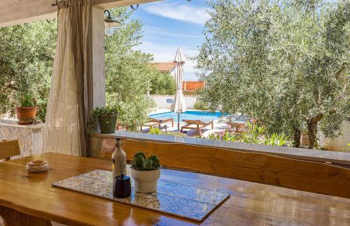 Villa Javor near Pula only 1 km from the beach with sea view and heated pool - Foto 17