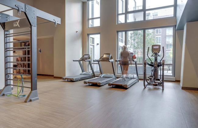 Clarendon Apt Near Subway - Foto 41