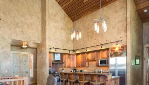 Luxury Home with Stunning 4 Peak Views - Foto 5