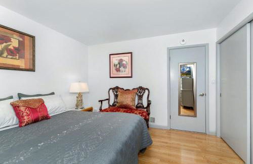 Sanctuary-5BR Home for Extended Stays & Family Comfort - Foto 20