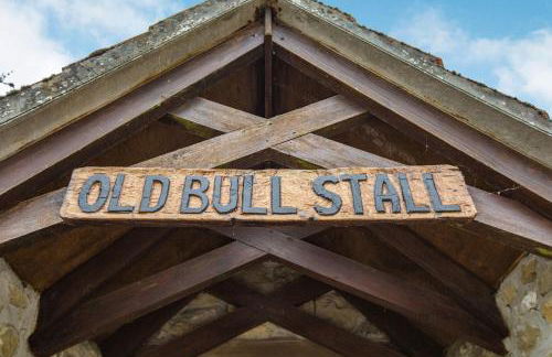 The Old Bull Stall - Photo 4