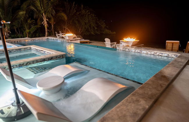 Spacious 4-bed Villa in Placencia Village w Pool - Foto 41