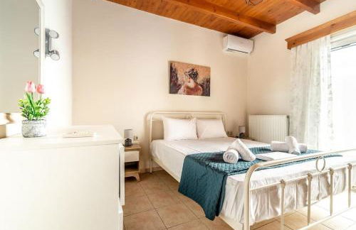 Lovely Maisonette in the village - Photo 2