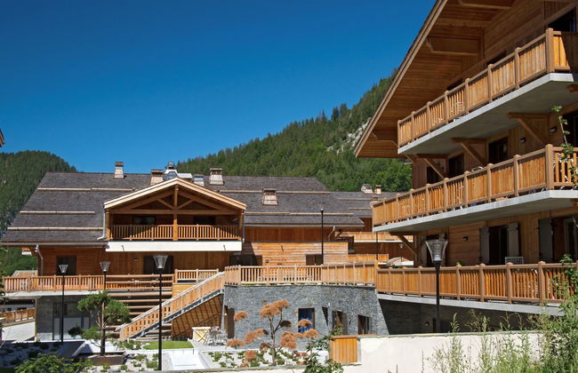 3 bedroom Apartment in La Clusaz with swimming pool and terrace - Photo 38