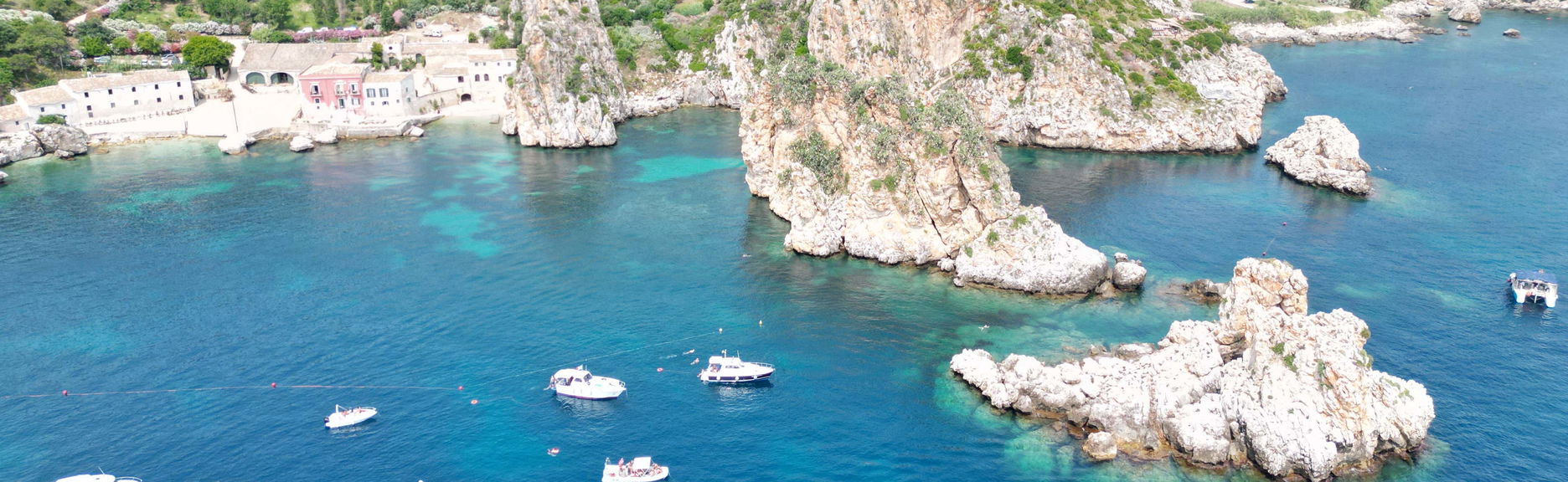 Escursione in barca alla Riserva dello Zingaro e ai Faraglioni di Scopello