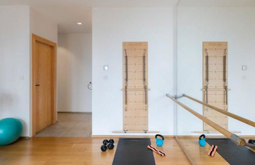 Beautiful villa and pool with sea view - Foto 22