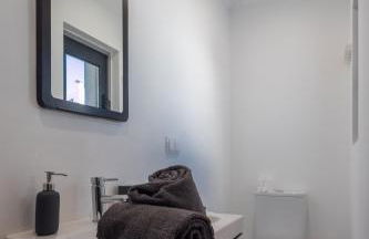 BeGuest Sun & Pool House - Photo 11