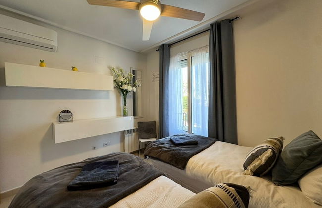 Golf Resort - Apartment - Sleeps4 - Pool - Parking - Foto 5