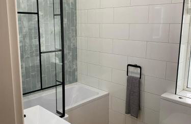 Lake view townhouse - Photo 11